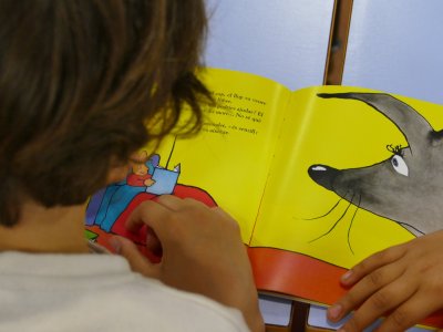 Vols ajudar un infant a millorar la seva lectura? Vols ajudar un infant a millorar la seva lectura?