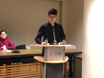 Bernat Coromina guanya el 10è Premi Ajuntament de Taradell al millor treball de recerca de Batxillerat
