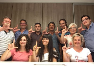 L'equip de govern dóna suport als afectats per l'ELA