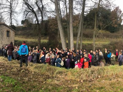 Unes 180 persones participen en la primera edició de la caminada per conèixer Patrimoni Cultural