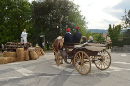 Carro milord al Passant dels Tres Tombs de Taradell ©Arxiu Tonis Taradell Carro milord al Passant dels Tres Tombs de Taradell ©Arxiu Tonis Taradell