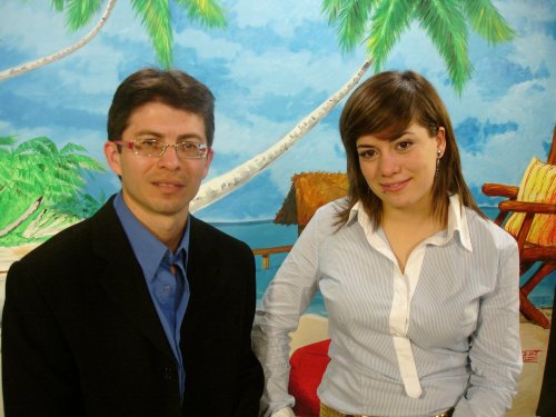 Omar Castillo i Adriana Barba, presentadors de \'Frecuencia tropical\' a TVO.