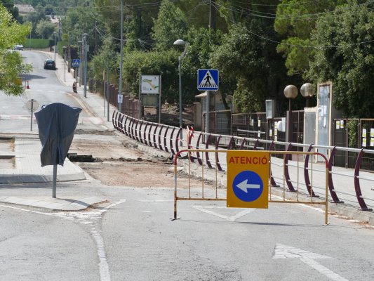 L'Ajuntament de Taradell repararà els bombaments de l'asfalt i reforçarà la seguretat viària en diversos carrers L'Ajuntament de Taradell repararà els bombaments de l'asfalt i reforçarà la seguretat viària en diversos carrers
