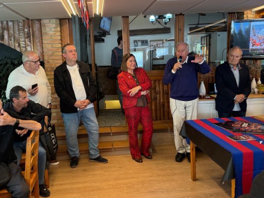 La Penya Blaugrana de Taradell celebra els 35 anys amb Rexach, Nieto, Roca i Casassas La Penya Blaugrana de Taradell celebra els 35 anys amb Rexach, Nieto, Roca i Casassas