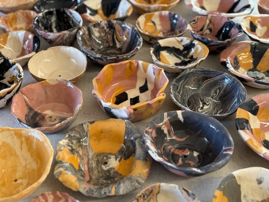 L’Institut porta l’art al carrer amb el projecte ''Bols com a valls''