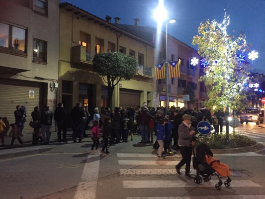 L'Agrupació de Botiguers i la Regidoria de Comerç engeguen la campanya de Nadal amb l'objectiu de potenciar el comerç de proximitat L'Agrupació de Botiguers i la Regidoria de Comerç engeguen la campanya de Nadal amb l'objectiu de potenciar el comerç de proximitat