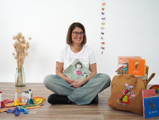 'Animals de música i conte' amb Mercè Martínez a l'Hora del Conte - Petits Lectors