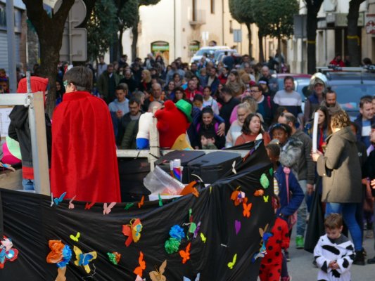 Diumenge, comença la disbauxa taradellenca amb el Carnaval Infantil