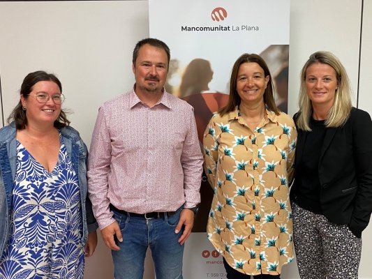 La Mancomunitat i Agbar renoven el fons de solidaritat per ajudar les famílies vulnerables La Mancomunitat i Agbar renoven el fons de solidaritat per ajudar les famílies vulnerables