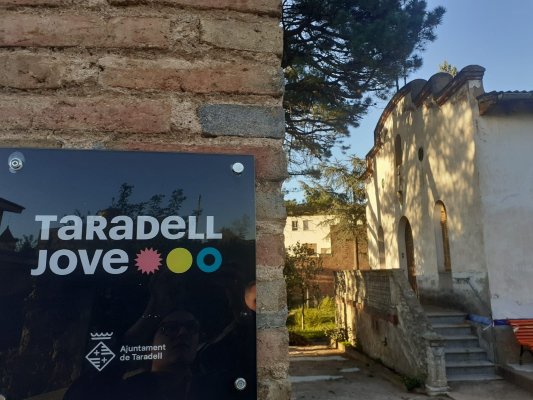 Taradell Jove obre les portes per Sant Jordi