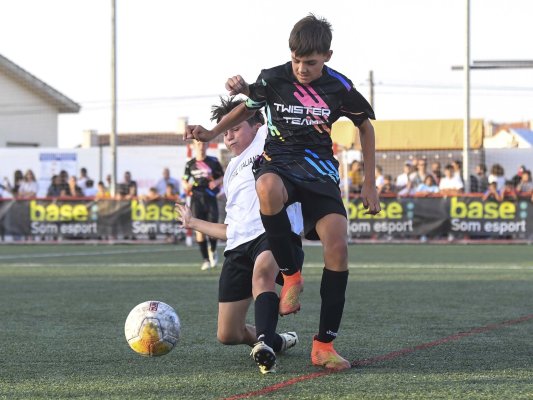 ÀUDIO. L’F5 Taradell celebra 40 anys amb una edició de qualitat i compromesa amb l’esport base ÀUDIO. L’F5 Taradell celebra 40 anys amb una edició de qualitat i compromesa amb l’esport base