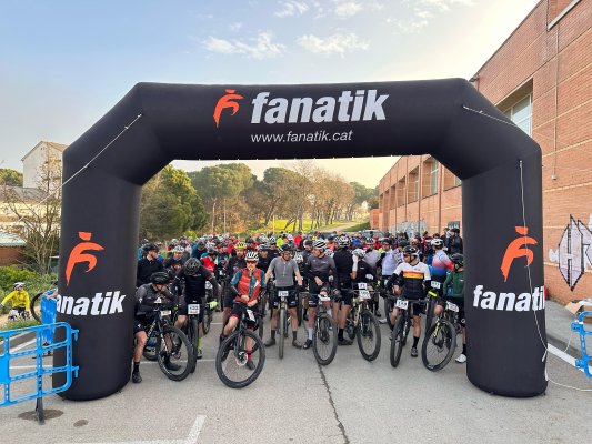 Èxit de participació a La Gitana BTT de Taradell amb més de 200 ciclistes Èxit de participació a La Gitana BTT de Taradell amb més de 200 ciclistes
