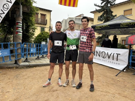 Francesc Bach, Helena Mercader, Dani Bordallo i Mireia Solà s’imposen al Trail d’en Toca-sons Francesc Bach, Helena Mercader, Dani Bordallo i Mireia Solà s’imposen al Trail d’en Toca-sons