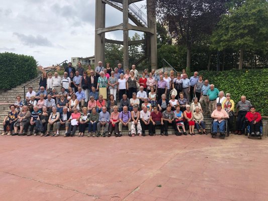 La gent gran de Taradell fa d'amfitriona en l'intercanvi de casals amb Prats de Lluçanès La gent gran de Taradell fa d'amfitriona en l'intercanvi de casals amb Prats de Lluçanès