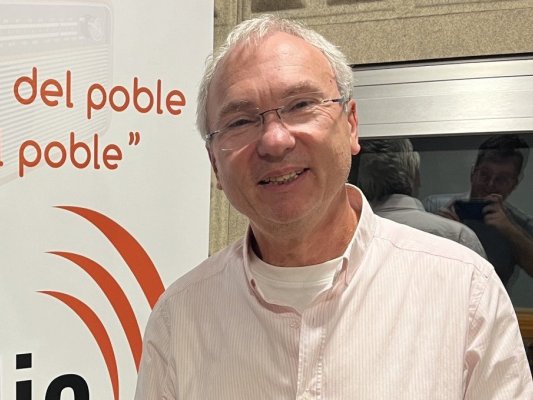 El doctor Jordi Espinàs rep el Premi a l'Excel·lència Professional del Col·legi de Metges El doctor Jordi Espinàs rep el Premi a l'Excel·lència Professional del Col·legi de Metges