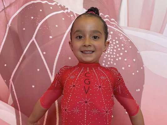 Bon paper de la gimnasta Júlia Barros al Campionat d'Espanya Bon paper de la gimnasta Júlia Barros al Campionat d'Espanya