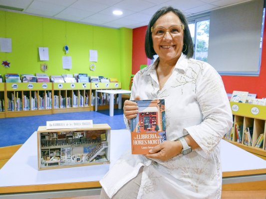 'La llibreria de les hores mortes', de Laura Autonell, nominada al 16è Premi L’Illa dels Llibres 