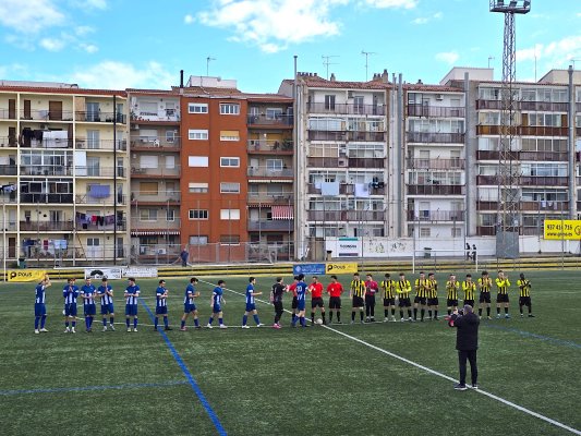 La UD Taradell cau a Mataró (2-1) i veu encara més lluny la permanència La UD Taradell cau a Mataró (2-1) i veu encara més lluny la permanència