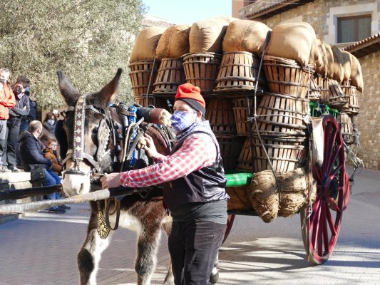 El passant dels Tres Tombs torna al centre del poble