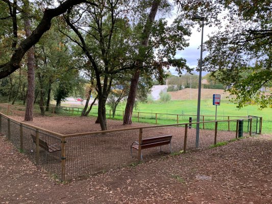 El nou pipicà de la zona del Pujoló ja està completament operatiu El nou pipicà de la zona del Pujoló ja està completament operatiu