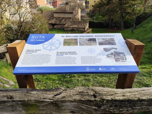 La Ruta de l'Aigua estrena nous plafons informatius que destaquen els valors històrics i patrimonials La Ruta de l'Aigua estrena nous plafons informatius que destaquen els valors històrics i patrimonials