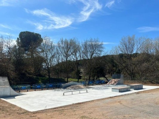 L'Ajuntament instal·la al costat del Pujoló l'skate retirat fa uns anys