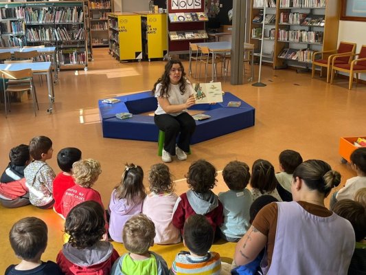 [Fotos] Sortida a la Biblioteca de Taradell