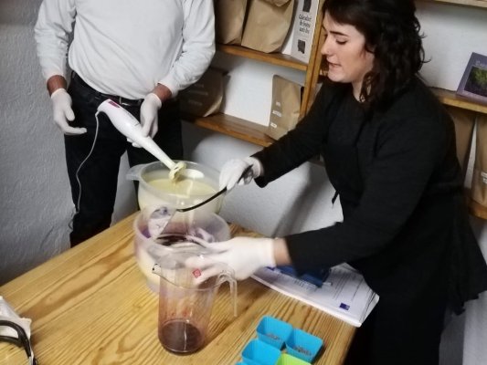 El Parc de les Olors celebra el primer taller mensual amb un ple absolut de places