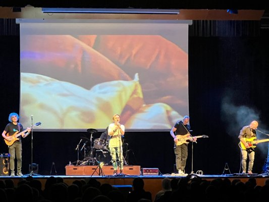 Taradell respon amb força i recapta 2.250 € contra el càncer Taradell respon amb força i recapta 2.250 € contra el càncer