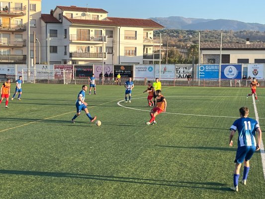 Victòria soferta del Taradell contra el Masnou (2-1) Victòria soferta del Taradell contra el Masnou (2-1)