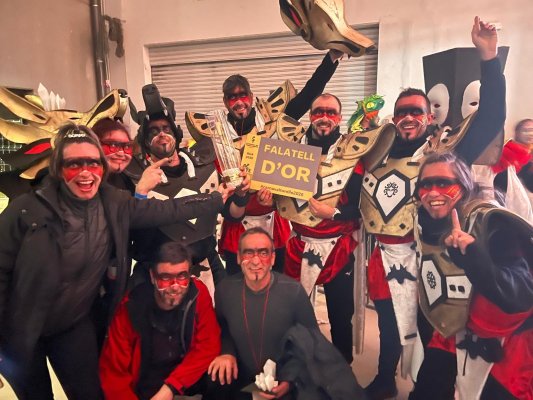 FOTOS. Els Troneres fan història amb la vuitena victòria consecutiva al Carnaval de Torelló