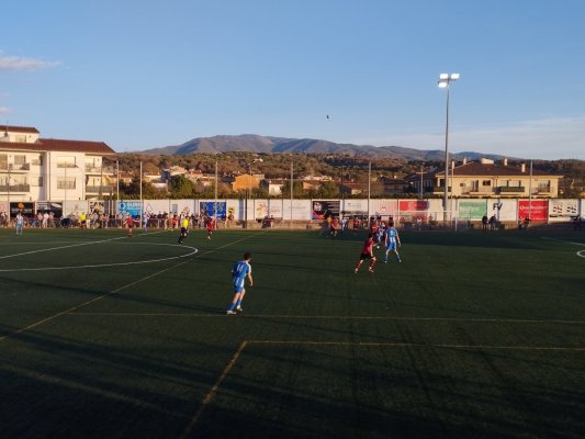 La UD Taradell lluitarà per la permanència