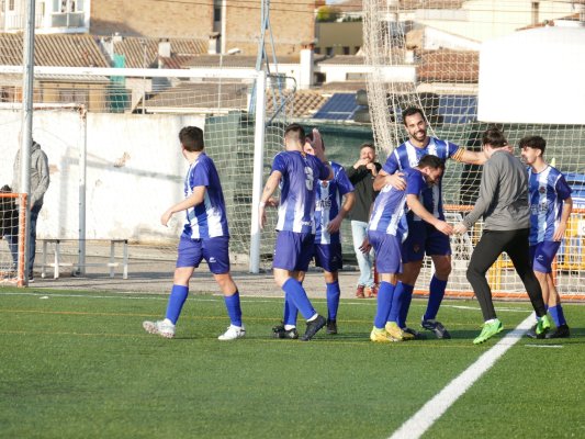 La UD Taradell guanya al Tona B amb un gol al minut 89