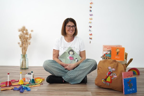 'Animals de música i conte' amb Mercè Martínez a l'Hora del Conte - Petits Lectors