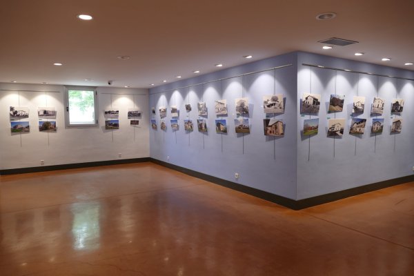 L'Arxiu Fotogràfic de Taradell presenta la segona part de l'exposició de fotografies sobres les cases de pagès del poble L'Arxiu Fotogràfic de Taradell presenta la segona part de l'exposició de fotografies sobres les cases de pagès del poble