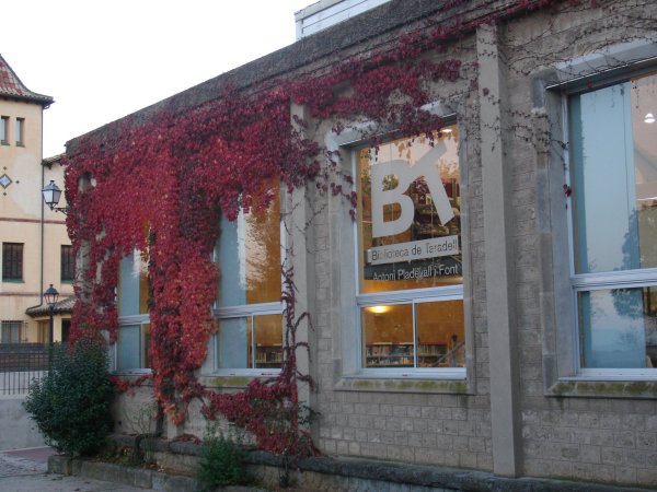 La Biblioteca de Taradell es manté tancada fins a nou avís La Biblioteca de Taradell es manté tancada fins a nou avís