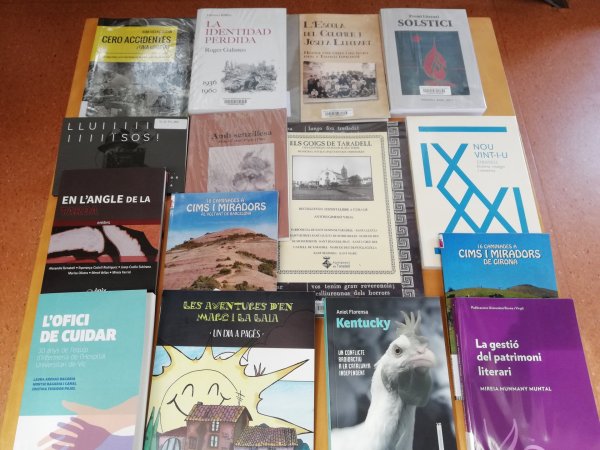Els llibres i documents adquirits a la Col·lecció Local en el darrer any