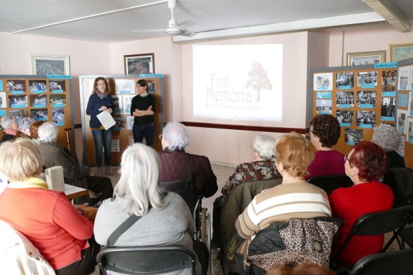 Exposició: 'La dona a la fàbrica' al Casal de Jubilats de Taradell