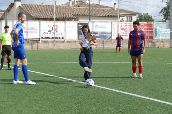 FOTOS. Setè dia de festa major: Caminada, sardanes vermut, patinatge, futbol i vespreig 