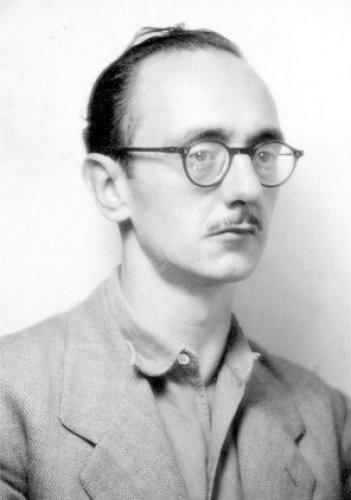 Conferència sobre el testimoni de Joaquim Amat-Piniella a l'Institut de Taradell Conferència sobre el testimoni de Joaquim Amat-Piniella a l'Institut de Taradell