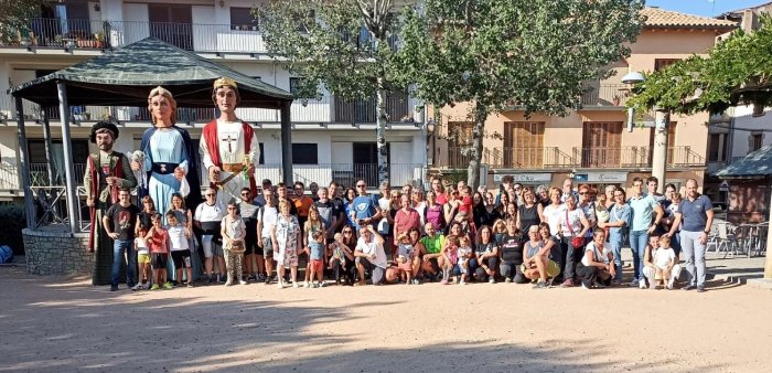 FOTOS. Uns 70 taradellencs, a la Marxa dels Vigatans