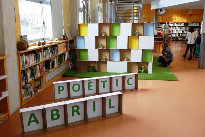 Abril Poètic