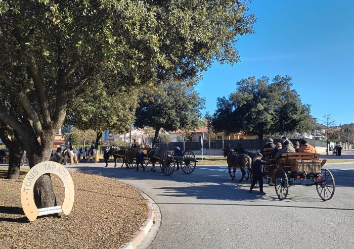 FOTOS. El passant dels Tres Tombs reivindca el patrimoni rural