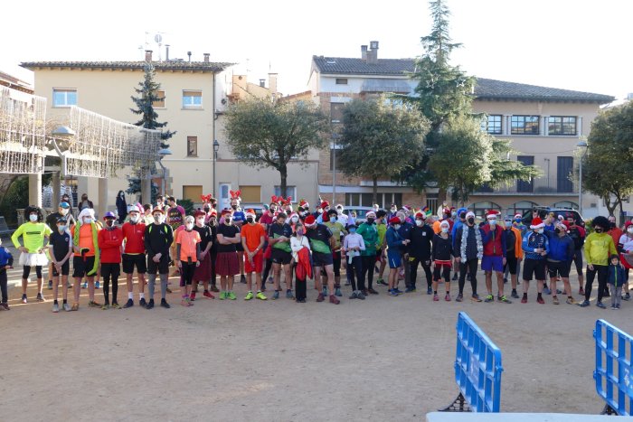 FOTOS: 84 participants a la Sant Silvestre 2021