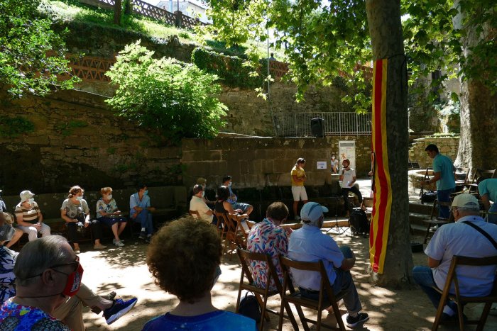 GALERIA DE FOTOS: Sardanes-vermut i inauguració del nou broc de la Font Gran