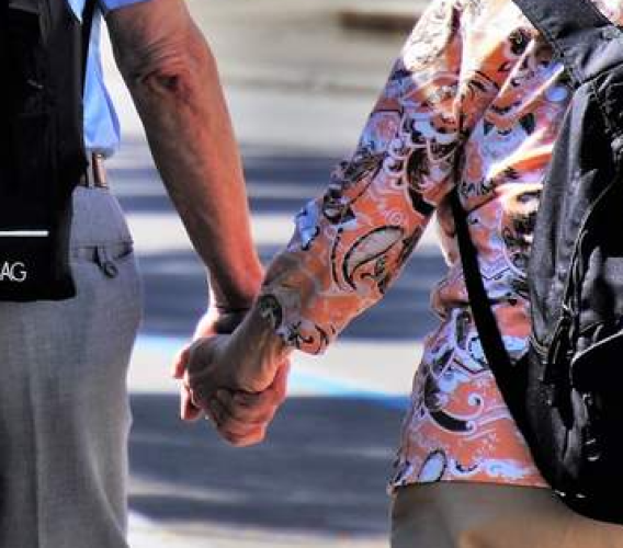 Taller <strong><i>Com serà fer-se gran? Cap a un envelliment amb sentit i lliure de prejudicis</i></strong>