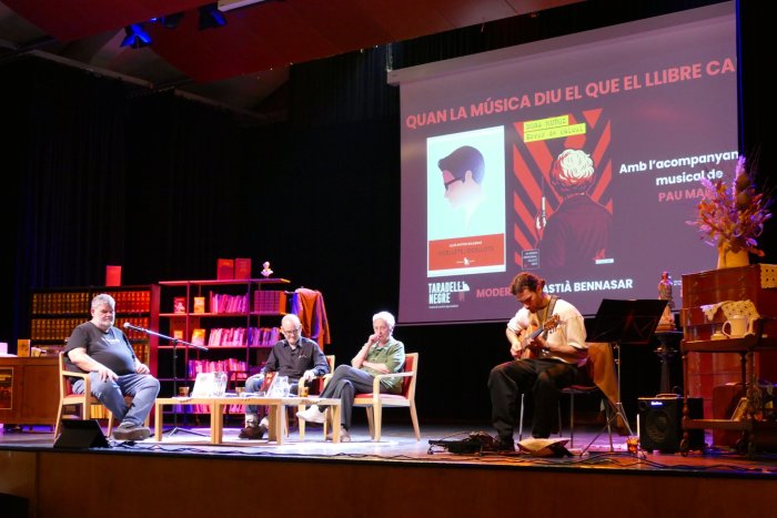 Quan la música diu el que el llibre calla
