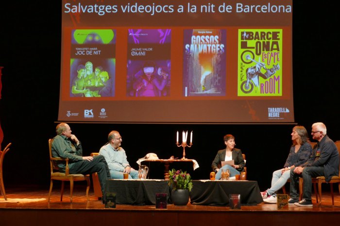 Salvatges videojocs a la nit de Barcelona