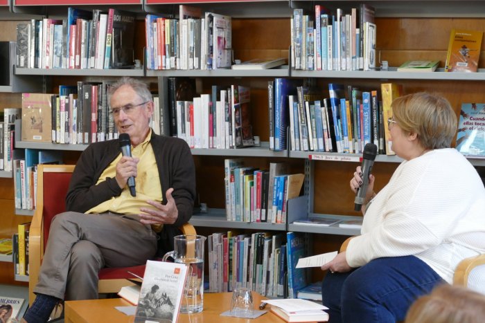 Presentació del llibre 'Els crims de la mel' de Pep Coll