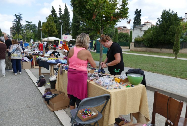 Obertes les inscripcions del sisè Mercat de Segona mà de Taradell Obertes les inscripcions del sisè Mercat de Segona mà de Taradell